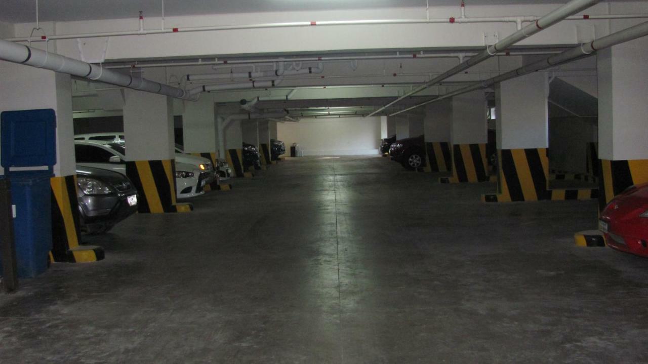 Two - 2Br Condo In The Heart Of Davao City Eksteriør billede